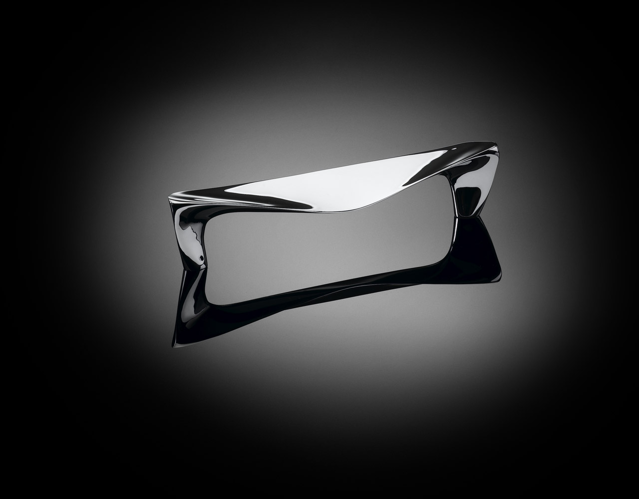 Zaha Hadid pull handle,